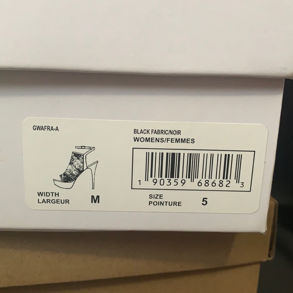 Brand new black Guess shoes with high heel - Picture 7 of 7